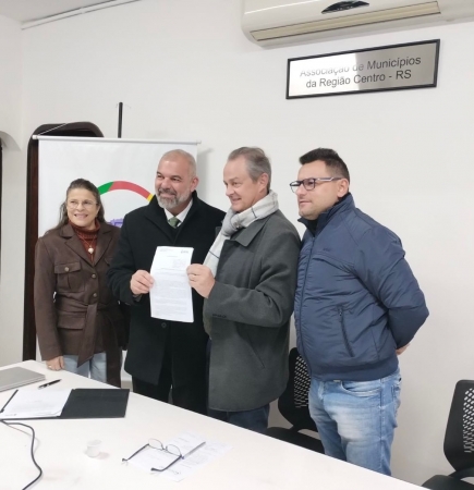 REUNIÃO DA AMCENTRO