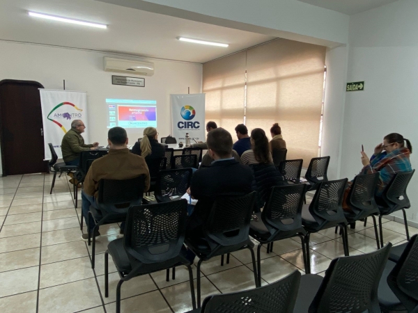 REUNIÃO DOS DIRIGENTES DO TURISMO - AMCENTRO