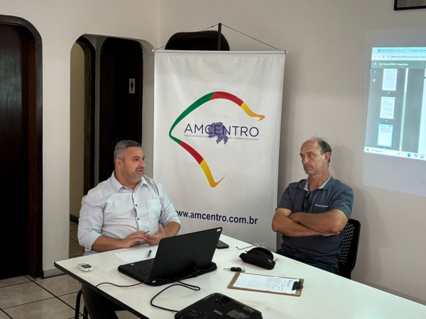 DEFESA CIVIL REALIZA REUNIÃO